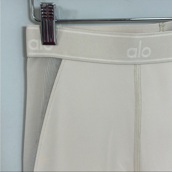ALO Airlift High Waist Ballet Dream Legging Mesh Side Panel Performance Cream XS - Picture 7 of 13